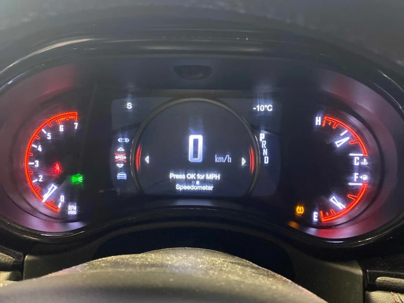 Dodge Durango * R/T AWD * CARFAX * БЕЗ ПЪРВОНАЧАЛНА ВНОСКА, снимка 8 - Автомобили и джипове - 52814383