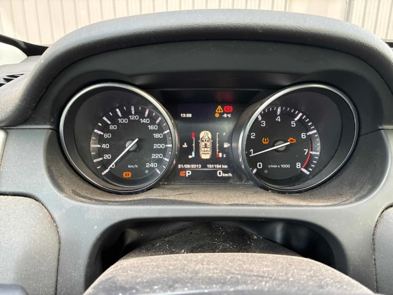 Land Rover Discovery Sport * HSE * CARFAX * БЕЗ ПЪРВОНАЧАЛНА ВНОСКА, снимка 8 - Автомобили и джипове - 52940758