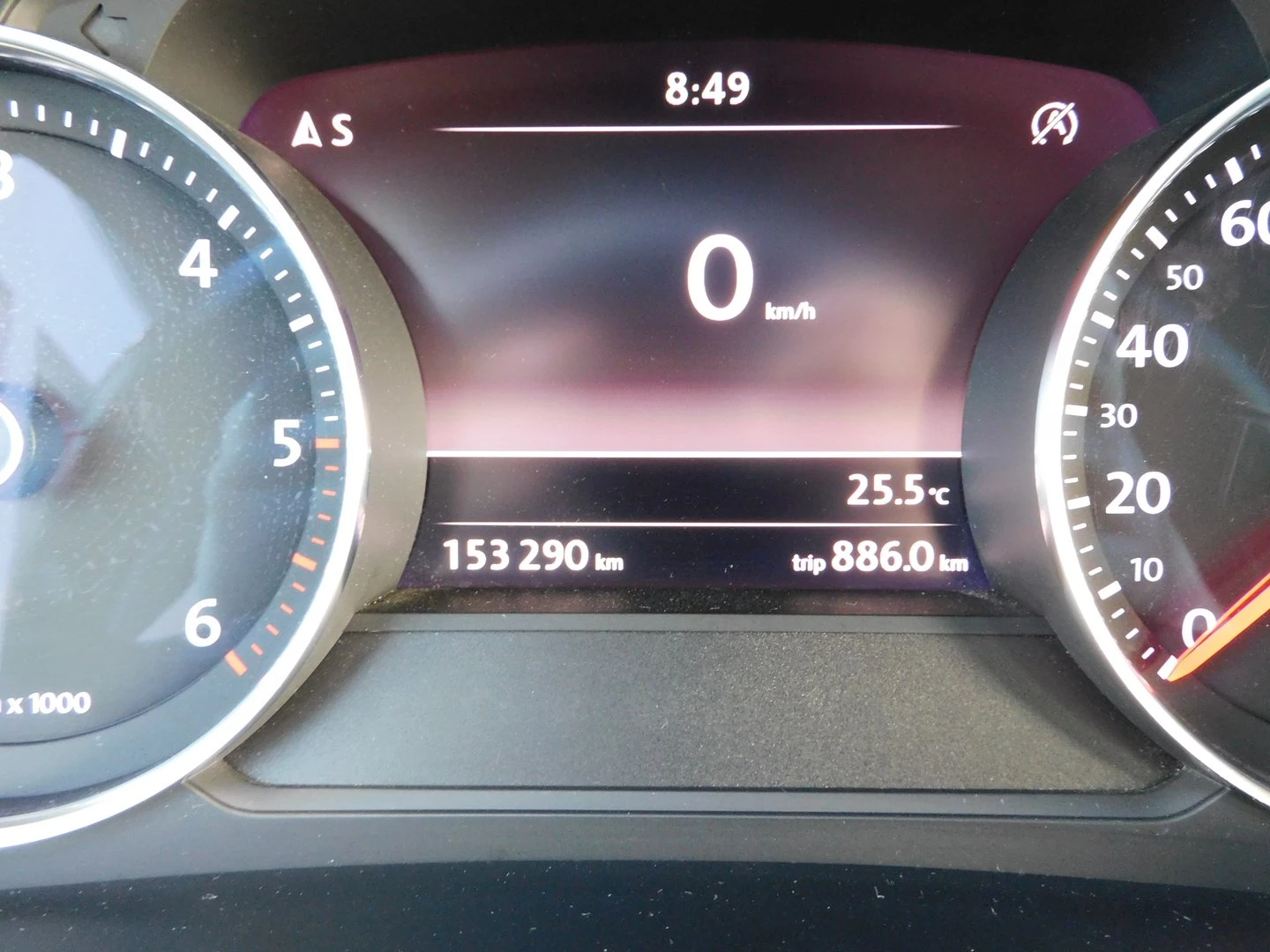 VW Touareg V6 TDI BMT 4MOTION - изображение 5