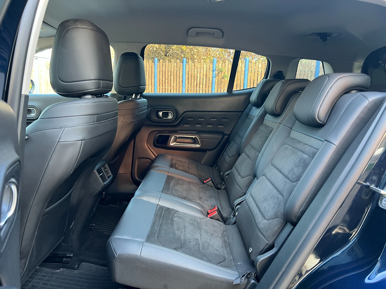 Citroen C5 Aircross 1.2 PURETECH/SHINE/LED/360 CAMERA/LANE ASSIST | Mobile.bg � ����������� 17