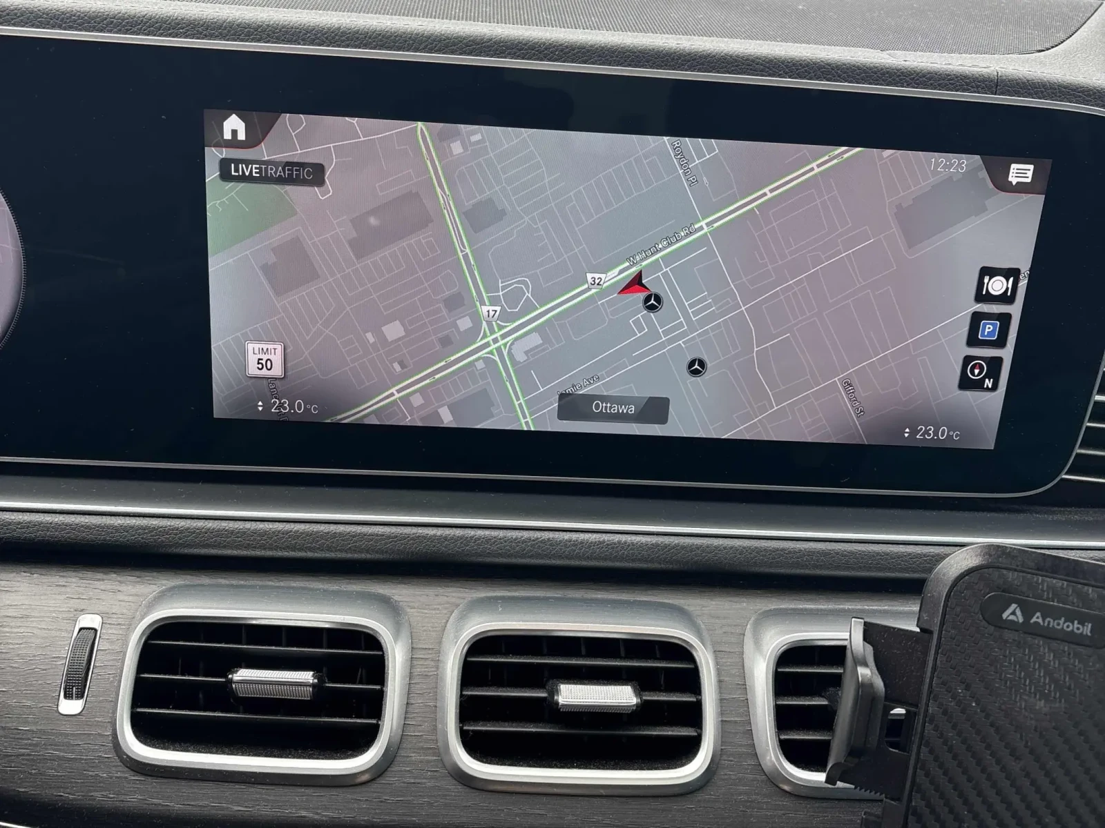 Mercedes-Benz GLE 350 4MATIC* AMG NIGHT PACKAGE* Keyless* Панорама , снимка 8 - Автомобили и джипове - 55014963