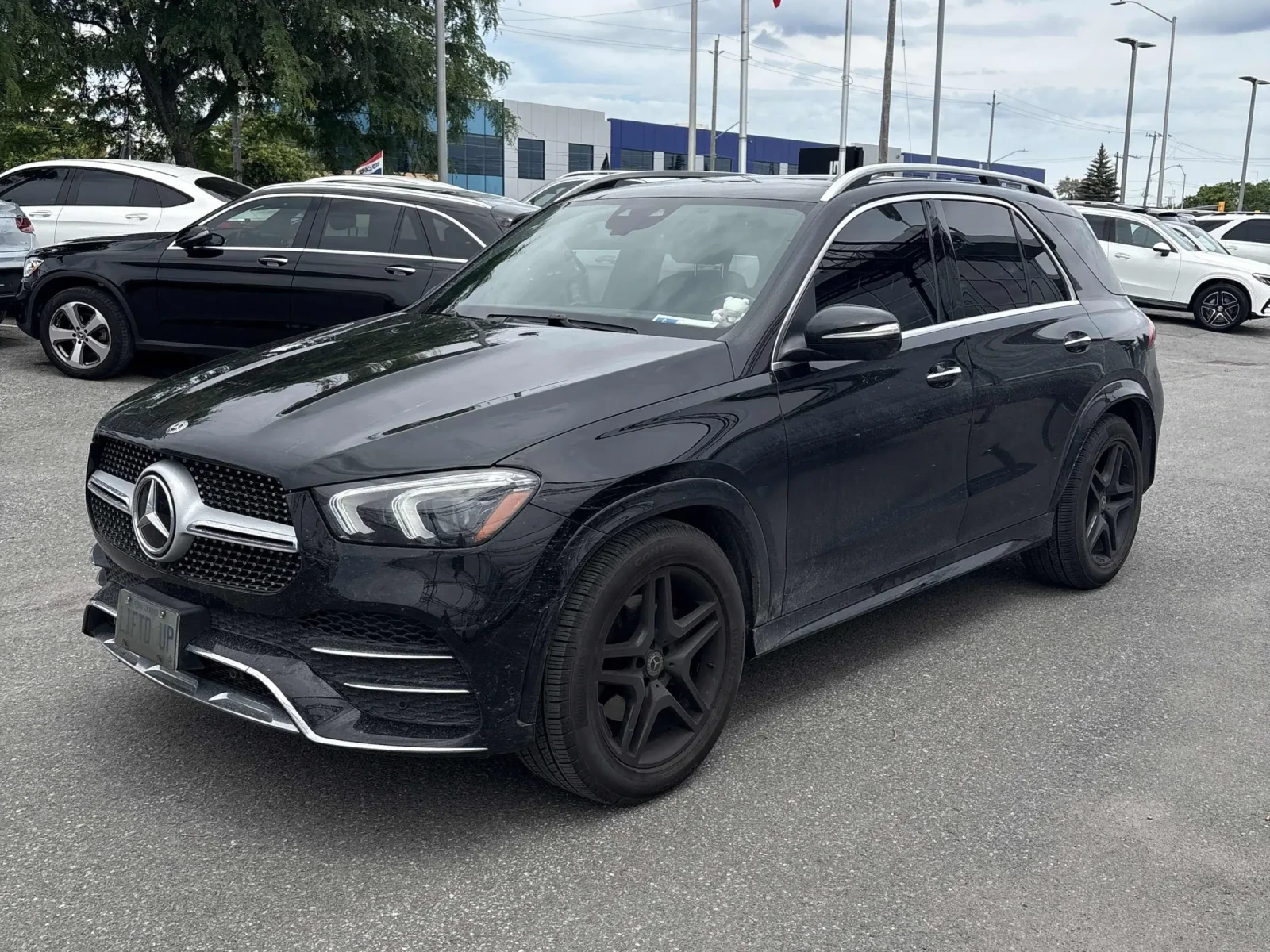 Mercedes-Benz GLE 350 4MATIC* AMG NIGHT PACKAGE* Keyless* Панорама , снимка 2 - Автомобили и джипове - 55014963