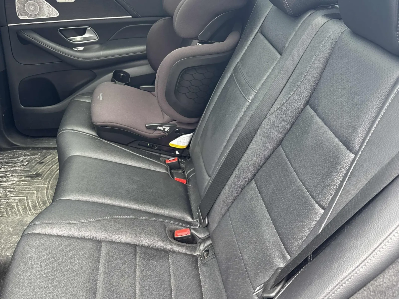 Mercedes-Benz GLE 350 4MATIC* AMG NIGHT PACKAGE* Keyless* Панорама , снимка 11 - Автомобили и джипове - 55014963