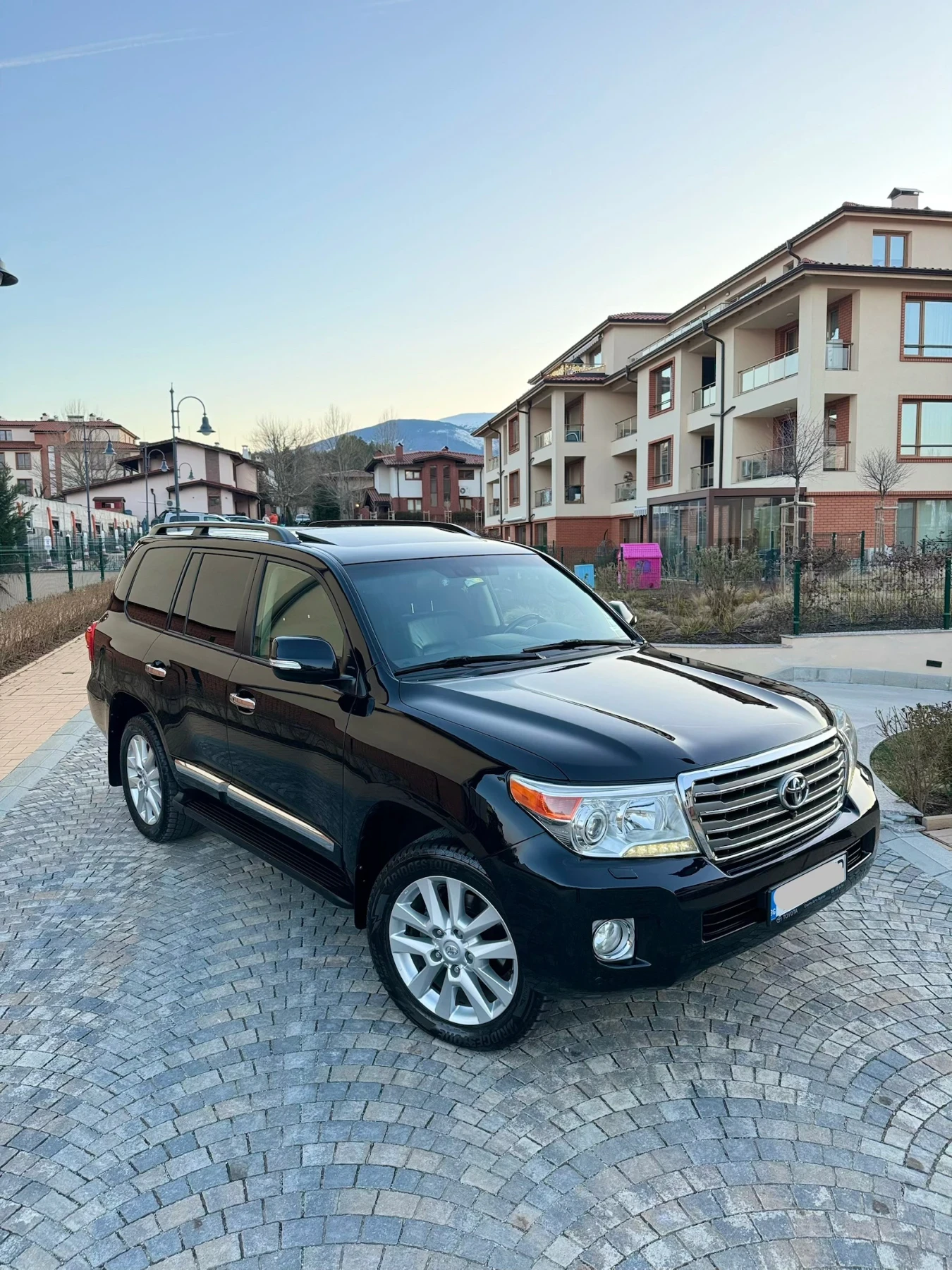 Toyota Land cruiser ������ �������� - ������� � ������ - LUXURY | Mobile.bg � ����������� 2