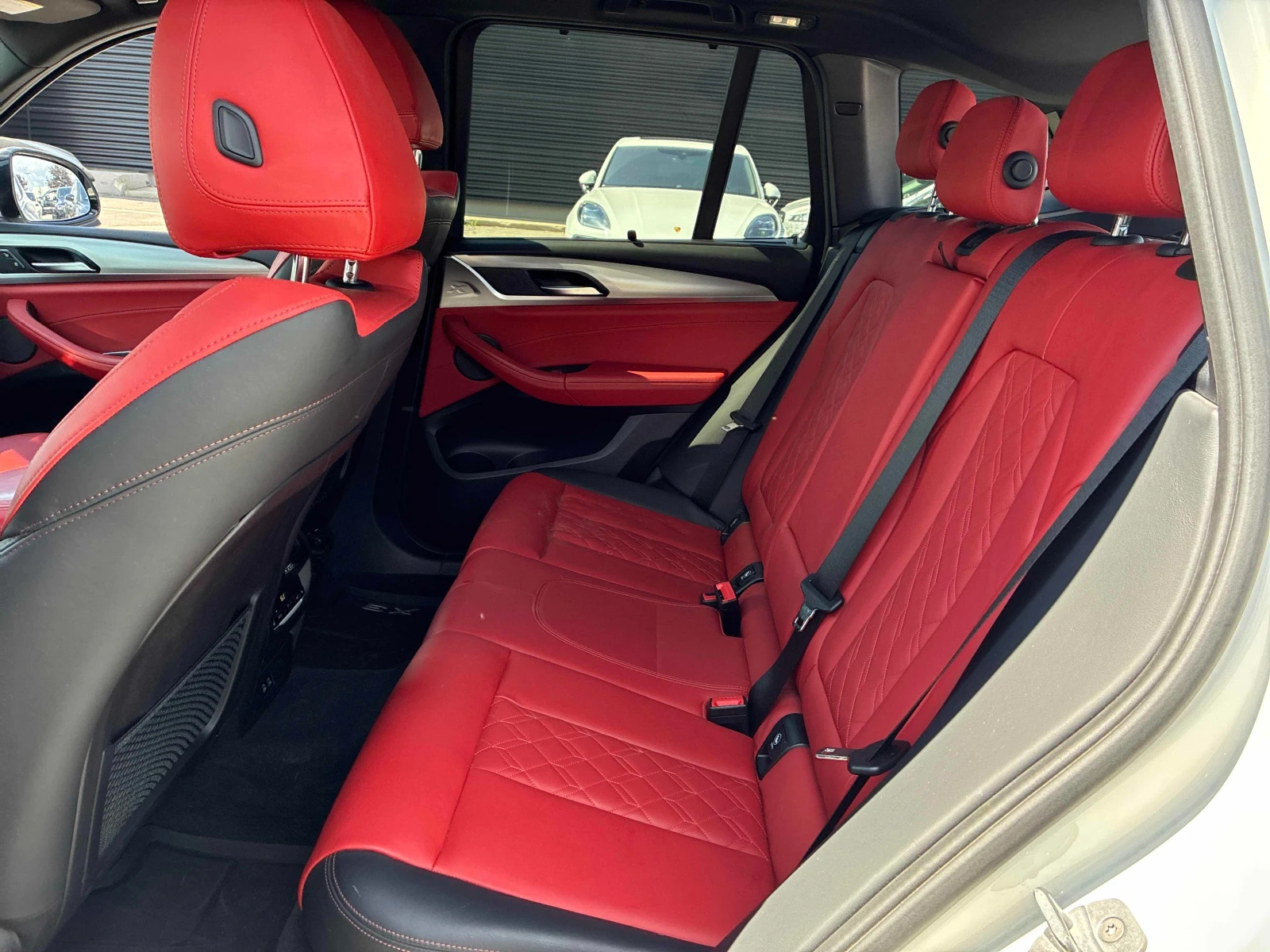 BMW X3 xDrive30i, снимка 13 - Автомобили и джипове - 55677848