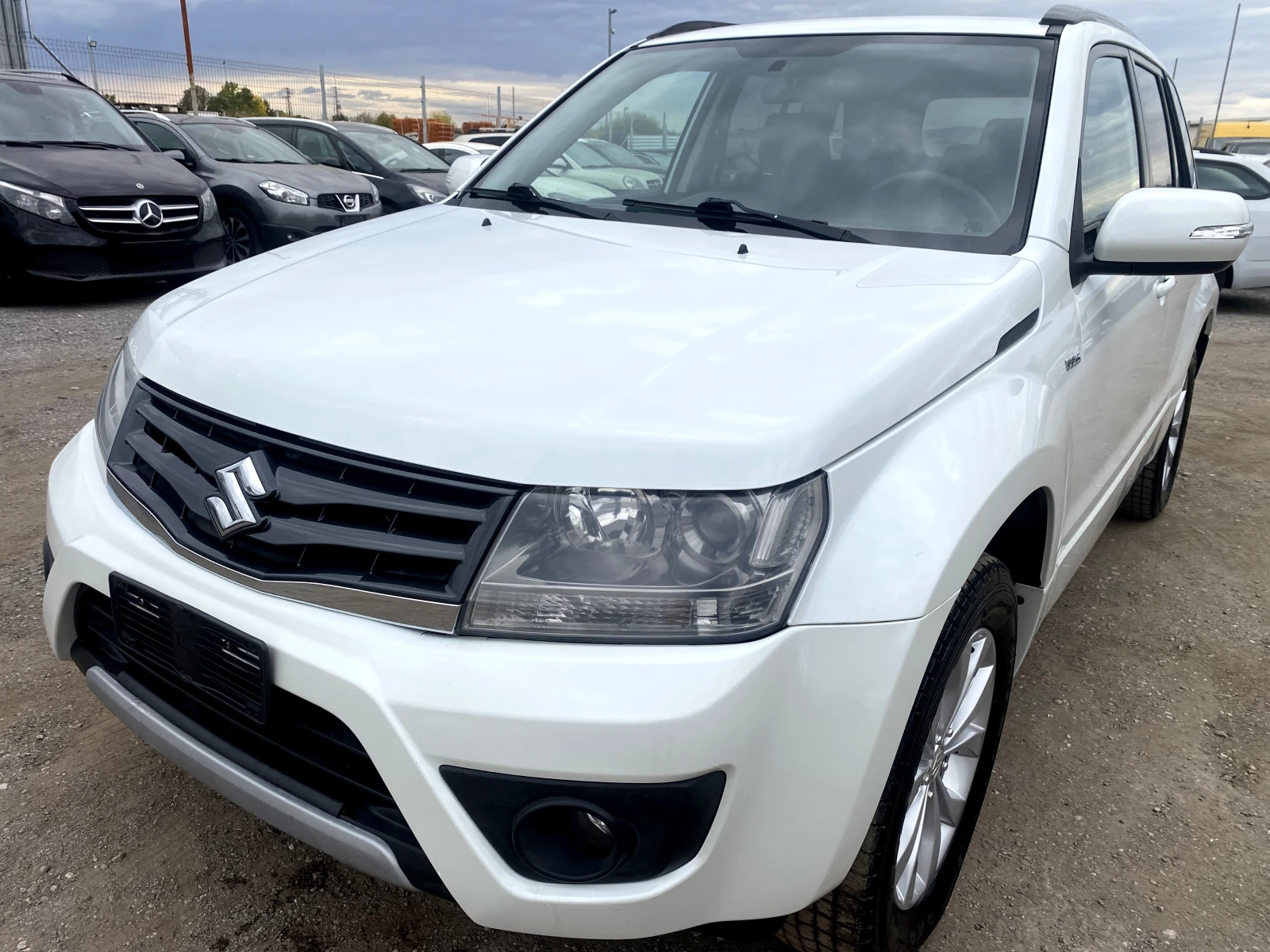 Suzuki Grand vitara Face Lift 10м.2014г. Уникат