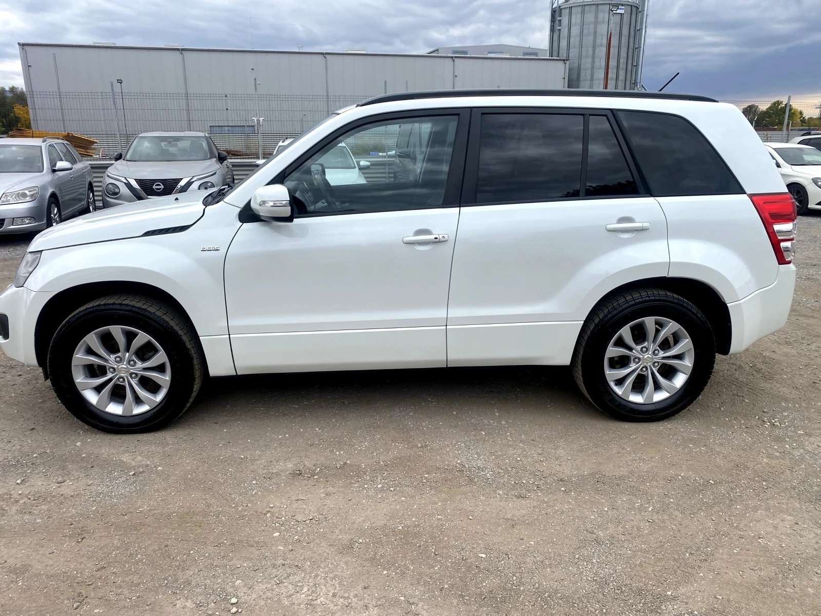 Suzuki Grand vitara Face Lift 10�.2014�. ������ | Mobile.bg � ����������� 2
