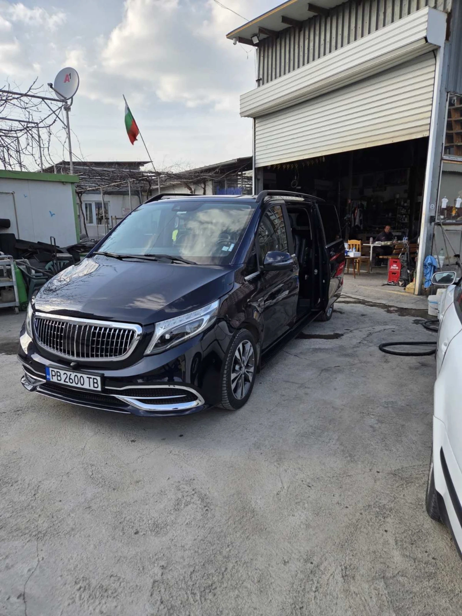 Mercedes-Benz V 220 MAYBACH , снимка 8 - Бусове и автобуси - 54509897