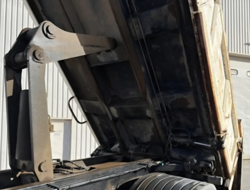 Man Tga 26.310 самосвал , снимка 12 - Камиони - 52658128