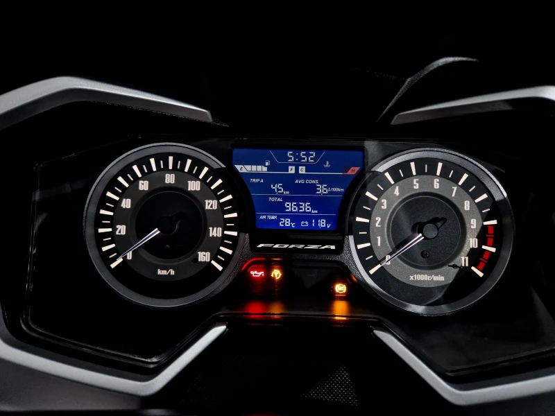 Honda Forza 300ie, 2020г.SPORT ll ABS-TCS, Keyless, !!9636км!!, снимка 15 - Мотоциклети и мототехника - 51662996