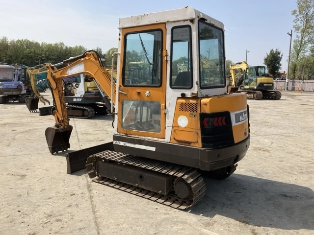Багер Hitachi HANIX N230-2 - ОЧАКВАН ВНОС!!! - изображение 4