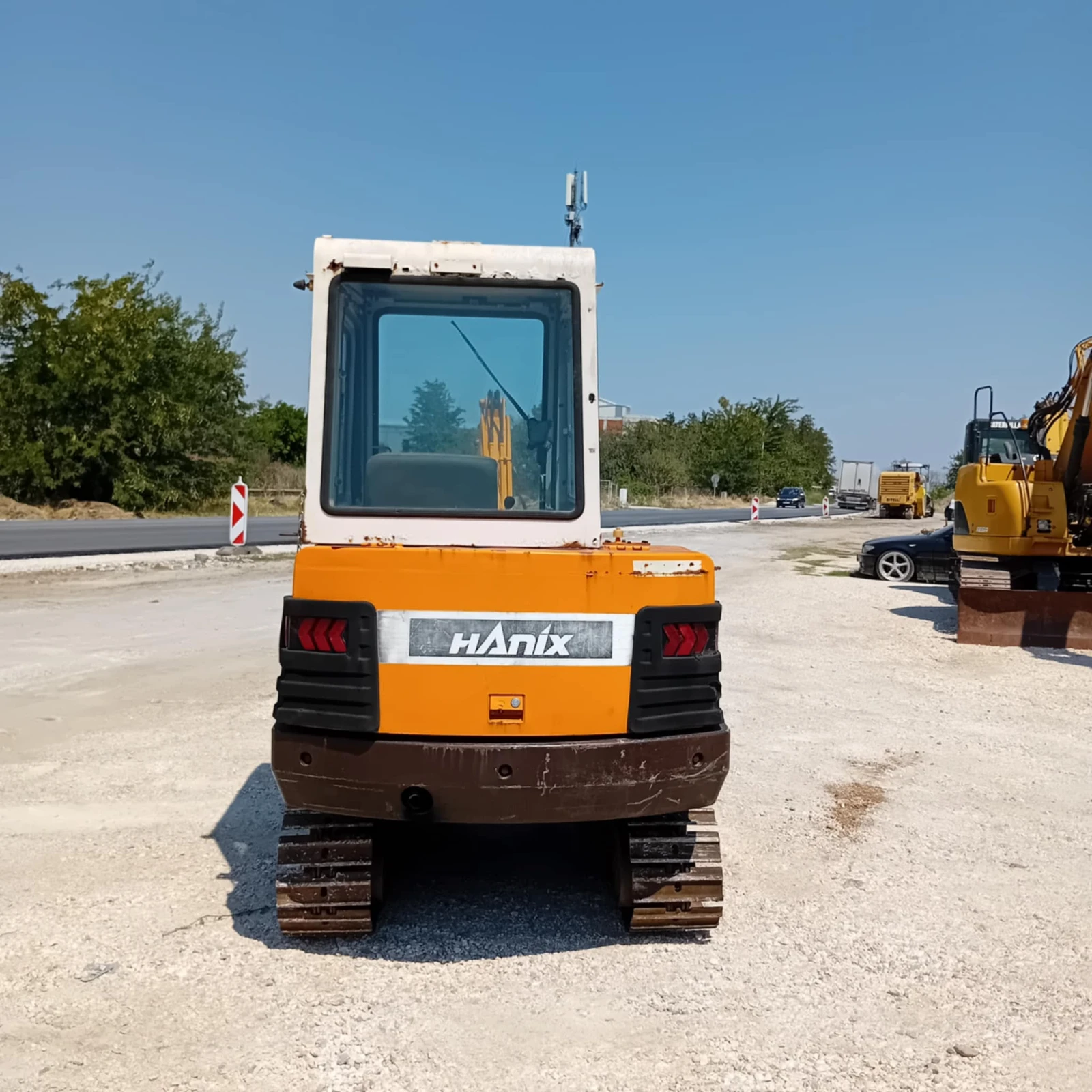 Багер Hitachi HANIX N230-2 * НАЛИЧЕН * ТОП СЪСТОЯНИЕ *  - изображение 4
