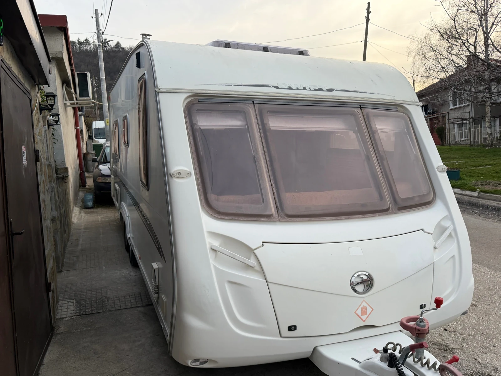 Каравана Swift CONQUEROR-ФРЕНСКА СПАЛНЯ/MOVER/СОЛАР/ФОРСЕЛТ/TOP - изображение 3