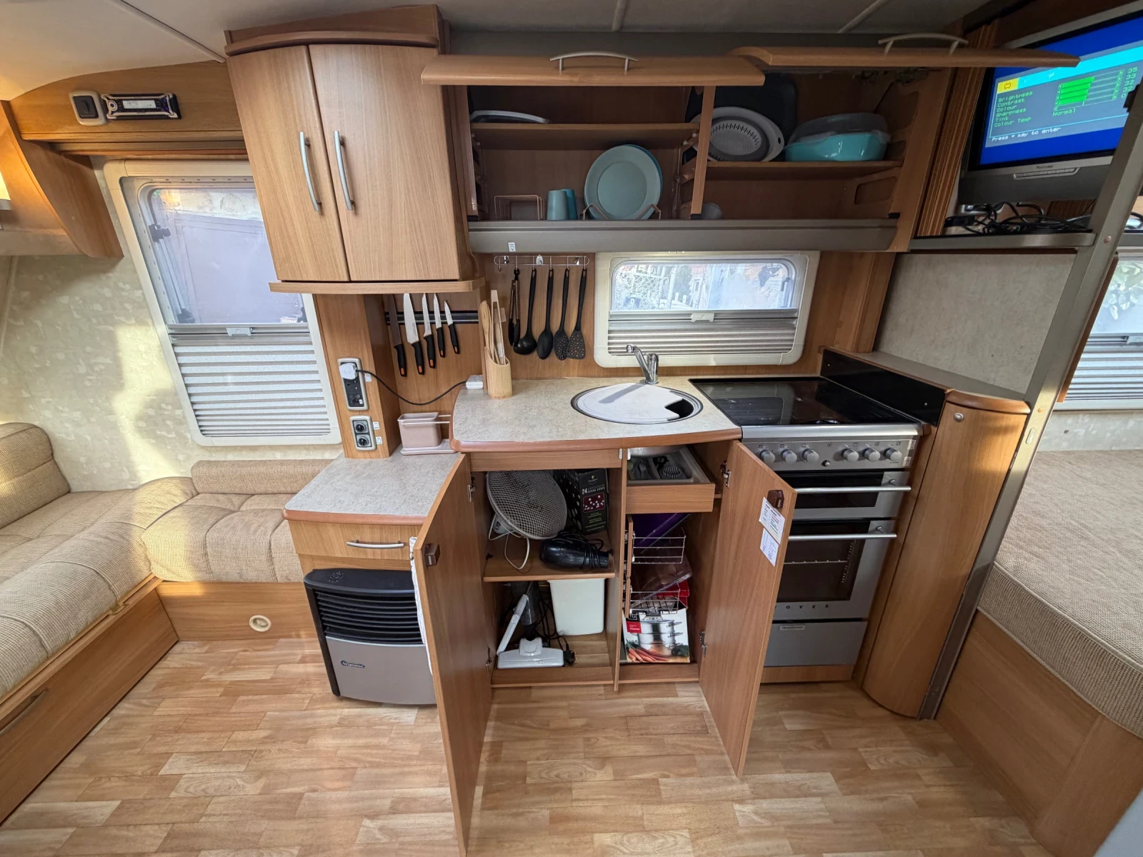 �������� Swift CONQUEROR-������� ������/MOVER/�����/�������/TOP | Mobile.bg � ����������� 13