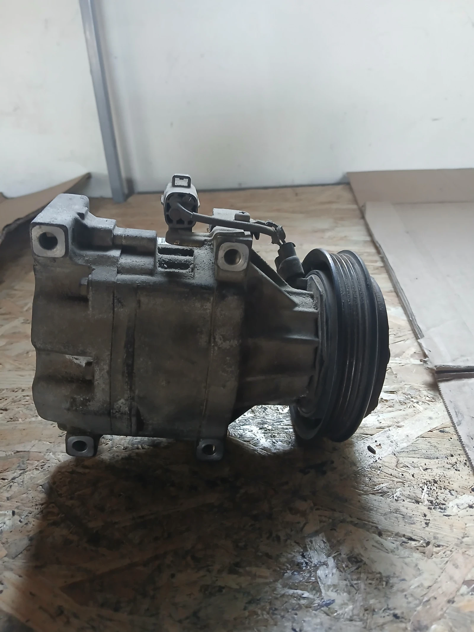 447220-6253 компресор климатик Toyota Yaris 2005г , снимка 3 - Части - 56090671