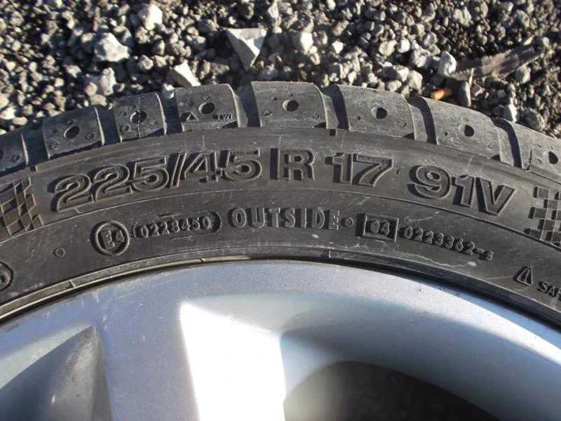 Гуми Летни 225/45R17, снимка 5 - Гуми и джанти - 20563851