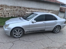Mercedes-Benz C 220 2.2 CDI, снимка 2