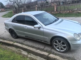 Mercedes-Benz C 220 2.2 CDI, снимка 4