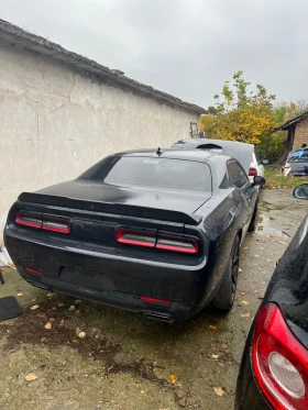 Dodge Challenger 5.7 Hemi Shaker 70000 км Super track пакет РЪЧКА  - 21000 € / 41072.43 лв. - 29049934 2