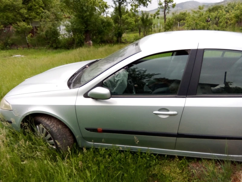 Renault Laguna 2.0,  IDE, снимка 2 - Автомобили и джипове - 46402128