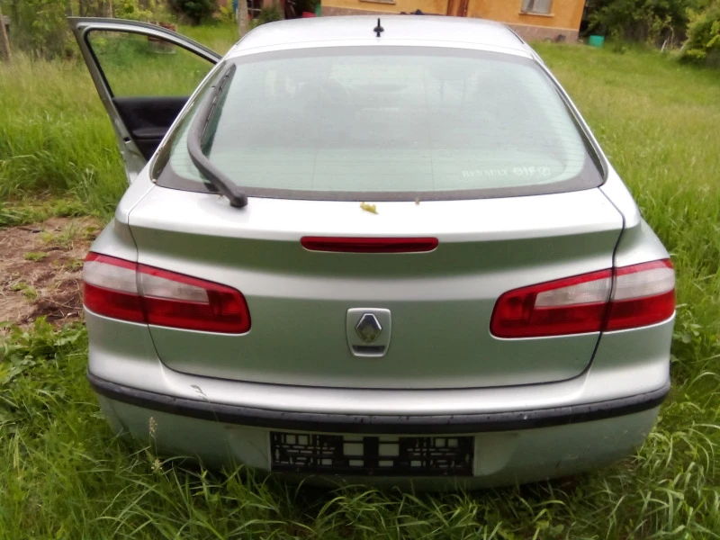 Renault Laguna 2.0,  IDE, снимка 12 - Автомобили и джипове - 46402128