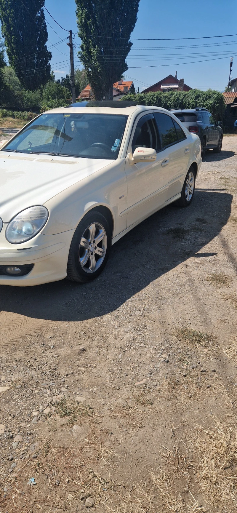 Mercedes-Benz E 200, снимка 2 - Автомобили и джипове - 47802072