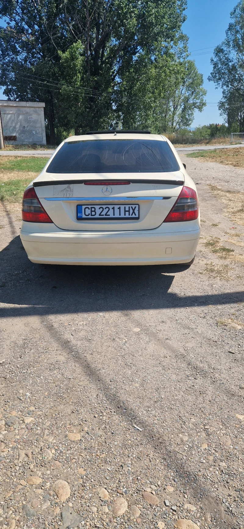 Mercedes-Benz E 200, снимка 4 - Автомобили и джипове - 47802072