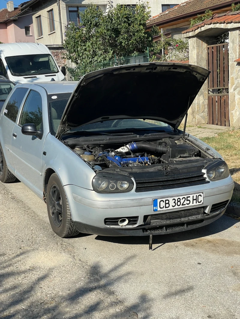 VW Golf 1.9 TDI, снимка 4 - Автомобили и джипове - 47662558