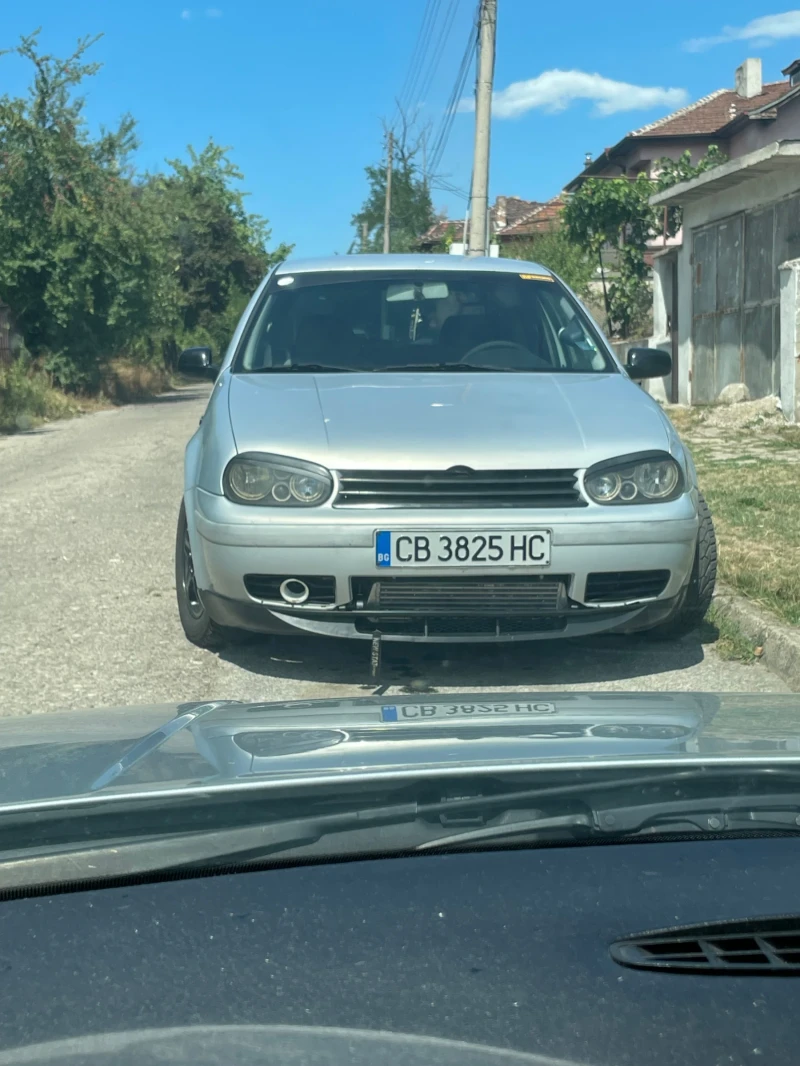 VW Golf 1.9 TDI, снимка 2 - Автомобили и джипове - 47662558