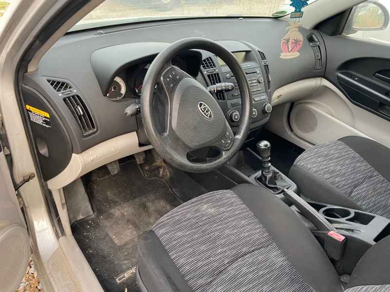 Kia Ceed 1.4i 109 К.С КЛИМА ОТ ГЕРМАНИЯ , снимка 7 - Автомобили и джипове - 47184699