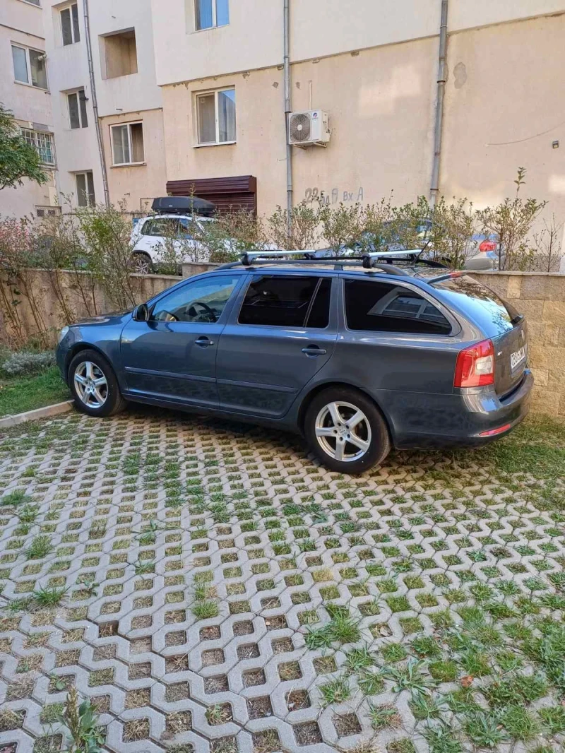 Skoda Octavia 1600 MPI бензин Газ, снимка 3 - Автомобили и джипове - 47654308