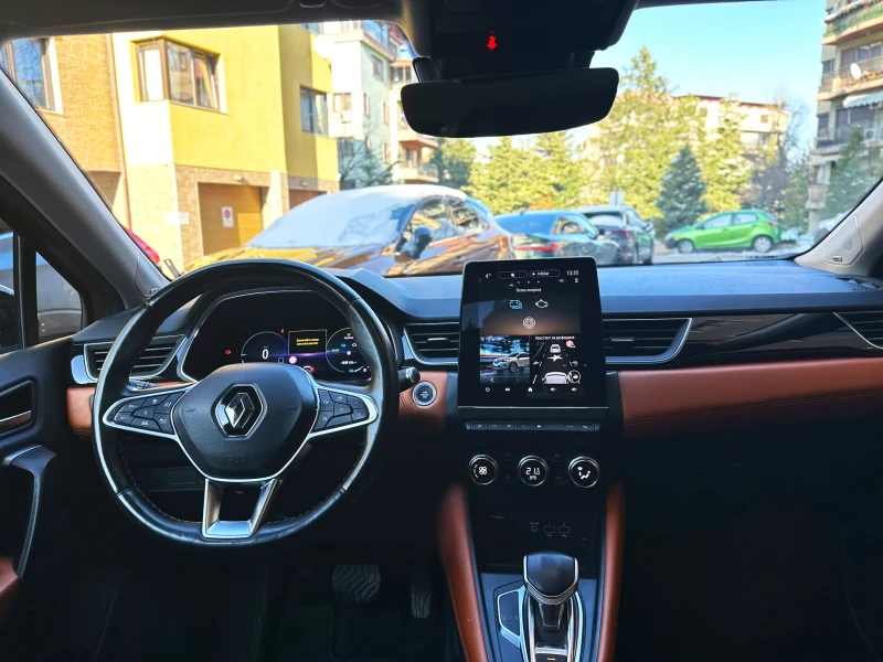 Renault Captur, снимка 11 - Автомобили и джипове - 48490203