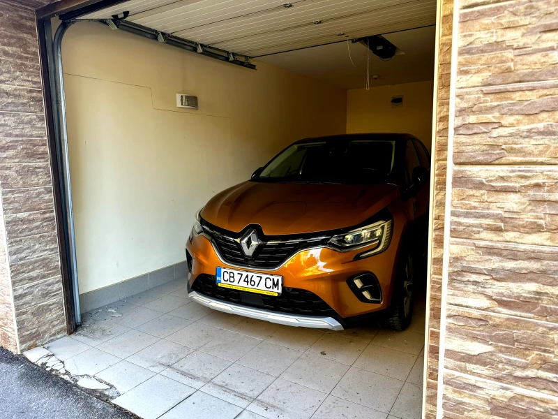 Renault Captur, снимка 17 - Автомобили и джипове - 48490203