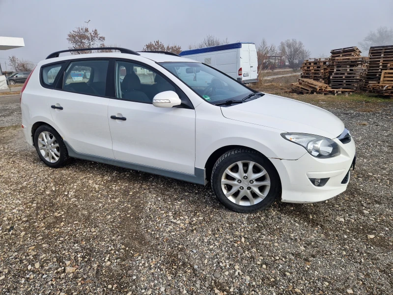 Hyundai I30, снимка 3 - Автомобили и джипове - 48541747