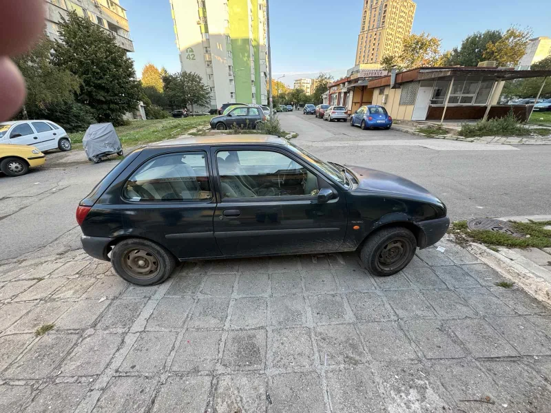 Ford Fiesta, снимка 2 - Автомобили и джипове - 49520439