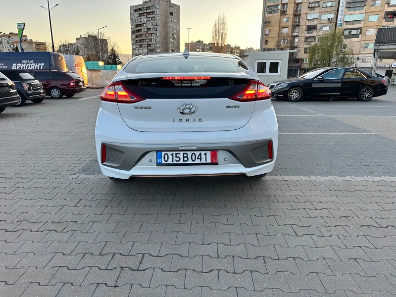 Hyundai Ioniq 28 KWh, снимка 5 - Автомобили и джипове - 49569343