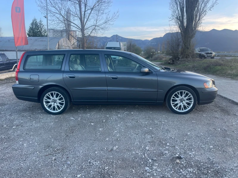 Volvo V70 2.4TDI-185-AVTOMAT-ITALIA, снимка 4 - Автомобили и джипове - 49592345