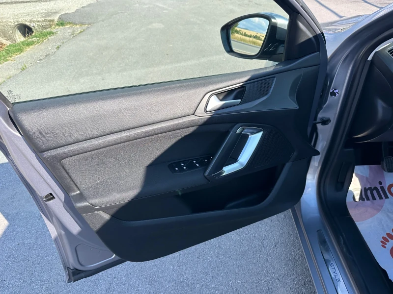 Peugeot 308 1.5HDI, снимка 12 - Автомобили и джипове - 50852591