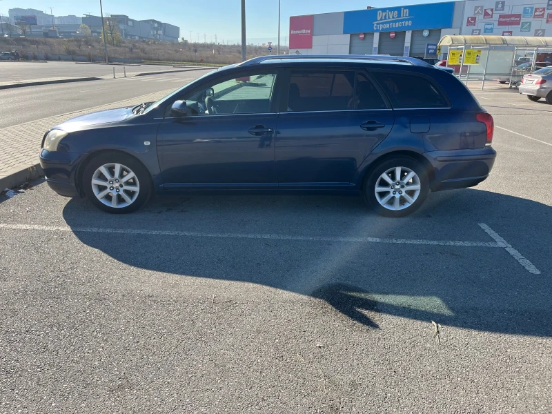 Toyota Avensis, снимка 3 - Автомобили и джипове - 52551308