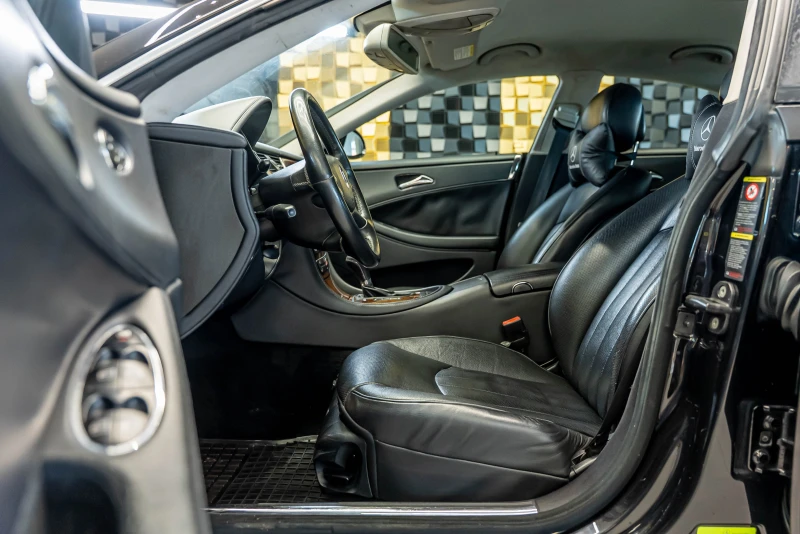 Mercedes-Benz CLS 320 CDI, снимка 8 - Автомобили и джипове - 52733815