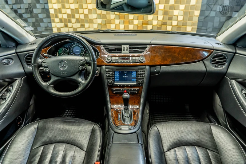 Mercedes-Benz CLS 320 CDI, снимка 12 - Автомобили и джипове - 52733815