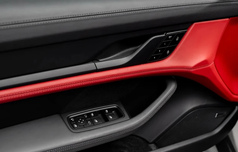 Porsche Taycan Performance 79.2 kWh, снимка 8 - Автомобили и джипове - 52824174