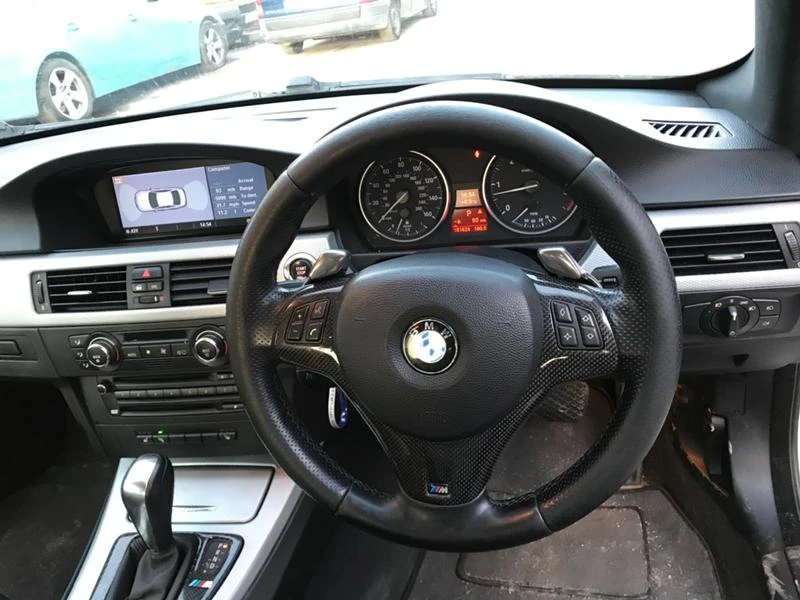 BMW 330 d мпакет, снимка 9 - Автомобили и джипове - 49519685