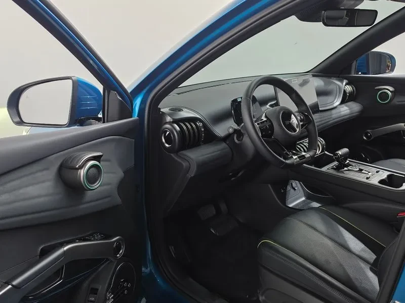 BYD Atto3, снимка 10 - Автомобили и джипове - 56223425