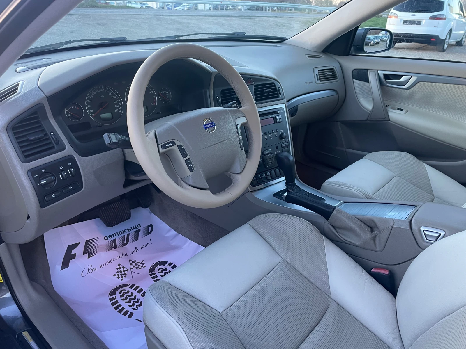 Volvo V70 2.4TDI-185-AVTOMAT-ITALIA | Mobile.bg — изображение 14