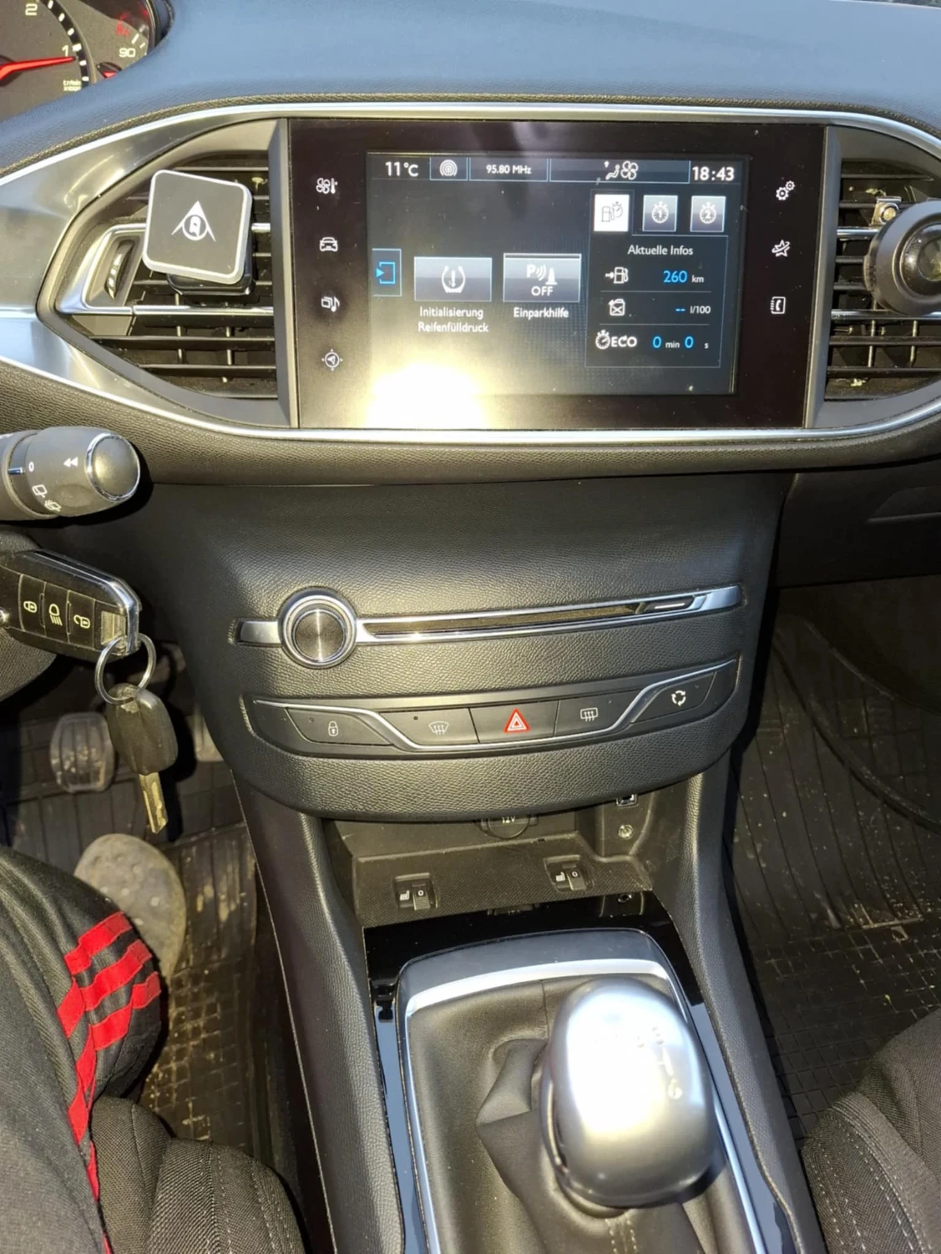 Peugeot 308  - изображение 9