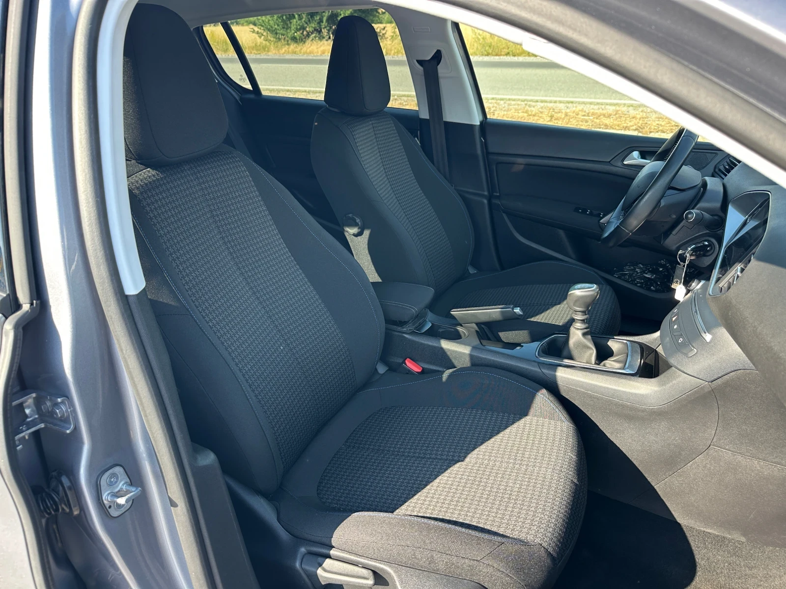 Peugeot 308 1.5HDI - изображение 9