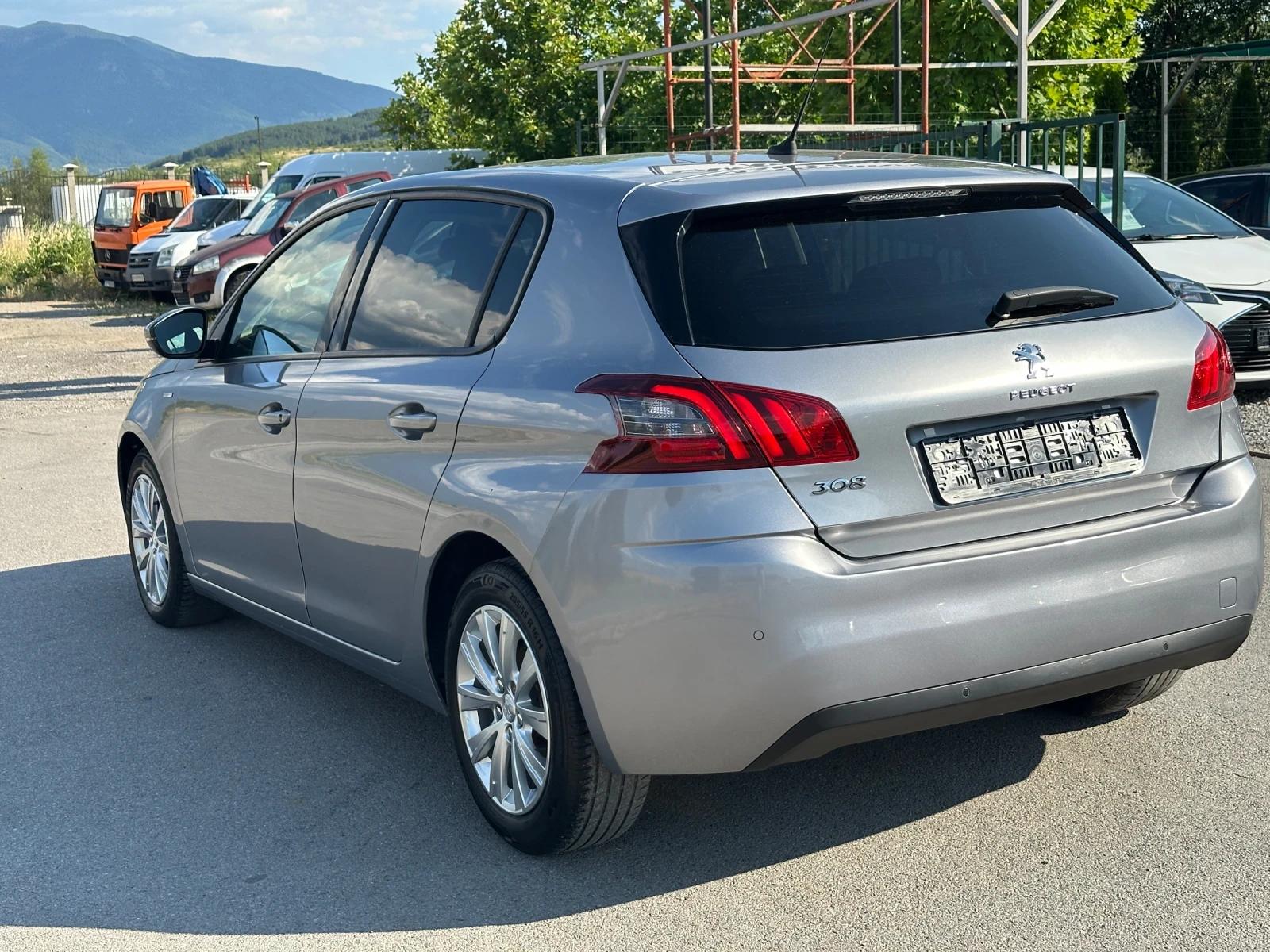 Peugeot 308 1.5HDI - изображение 3