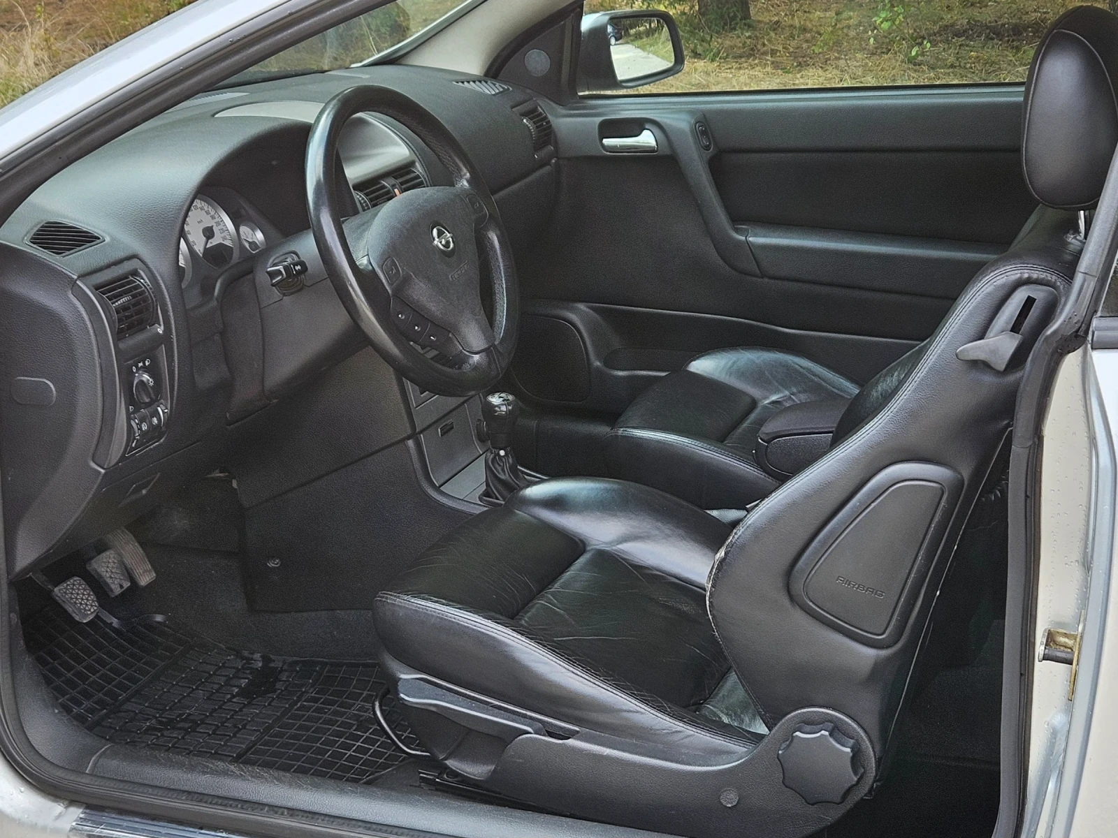 Opel Astra Bertone 1.8 125hp - изображение 10