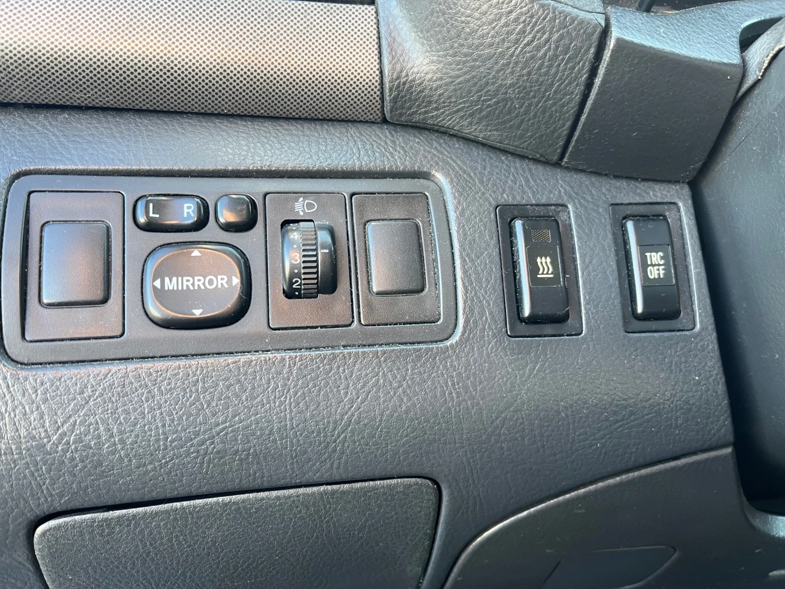 Toyota Avensis | Mobile.bg � ����������� 11